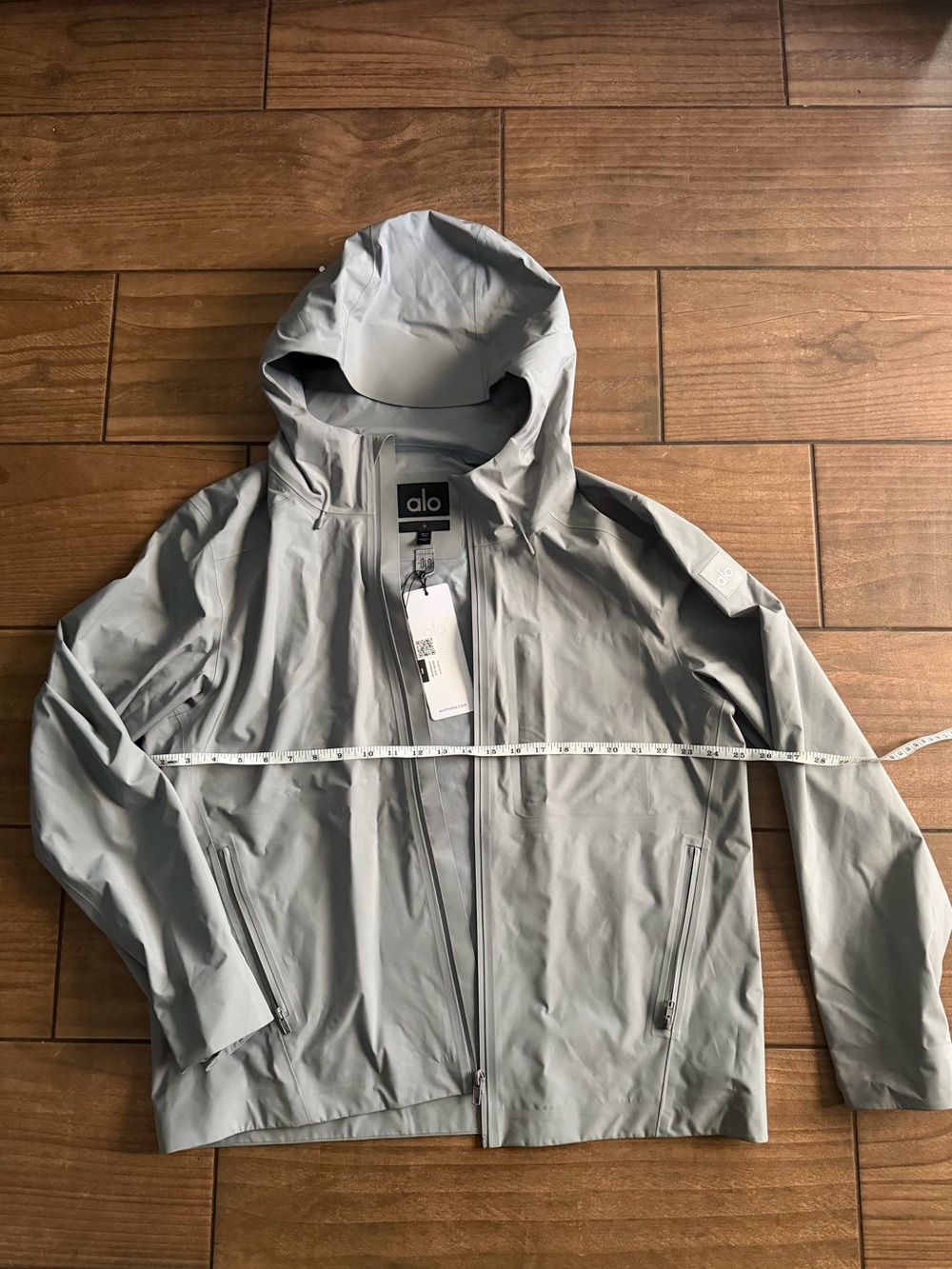 Mens Alo Yoga Alpha Shell Jacket Size Medium Color Lunar Gray